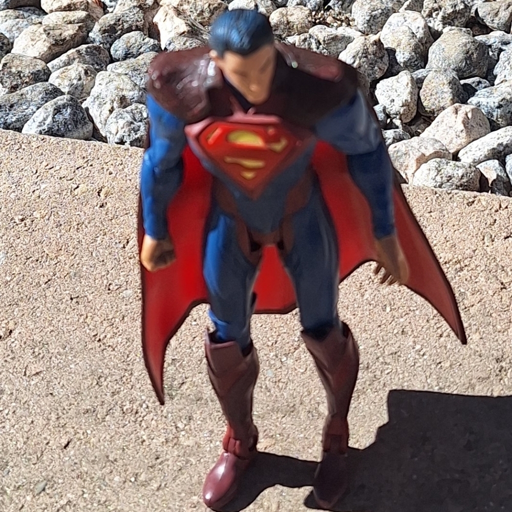 DC Comics Unlimitted Injustice Gods Among Us Action Figure Collectibe Superman - Picture 5 of 11